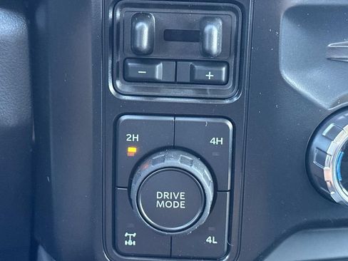 New 2026 Ford F250 Lariat w/ Black Appearance Package AWD/4WD image 23