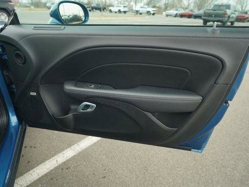 Certified 2022 Dodge Challenger GT w/ Plus Package image 18