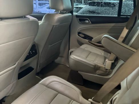 Used 2017 GMC Yukon Denali w/ Open Road Package image 12