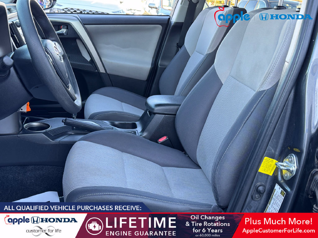 Used 2014 Toyota RAV4 XLE AWD/4WD image 7