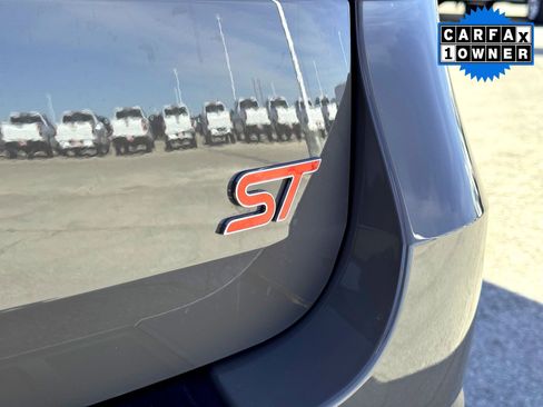 Used 2026 Ford Explorer ST w/ Sun And Sound Package image 8