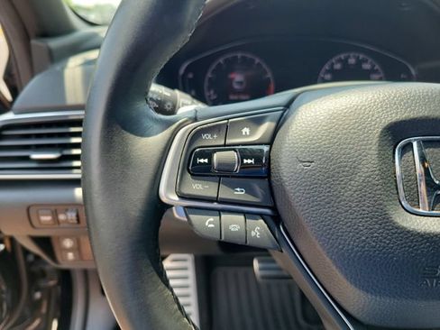 Used 2019 Honda Accord Sport image 15