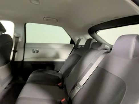 Used 2024 Hyundai Ioniq 5 SE RWD image 17
