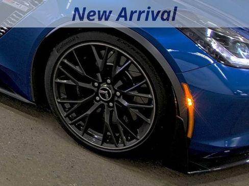 Used 2016 Chevrolet Corvette Z06 w/ 3LZ Preferred Equipment Group RWD image 9