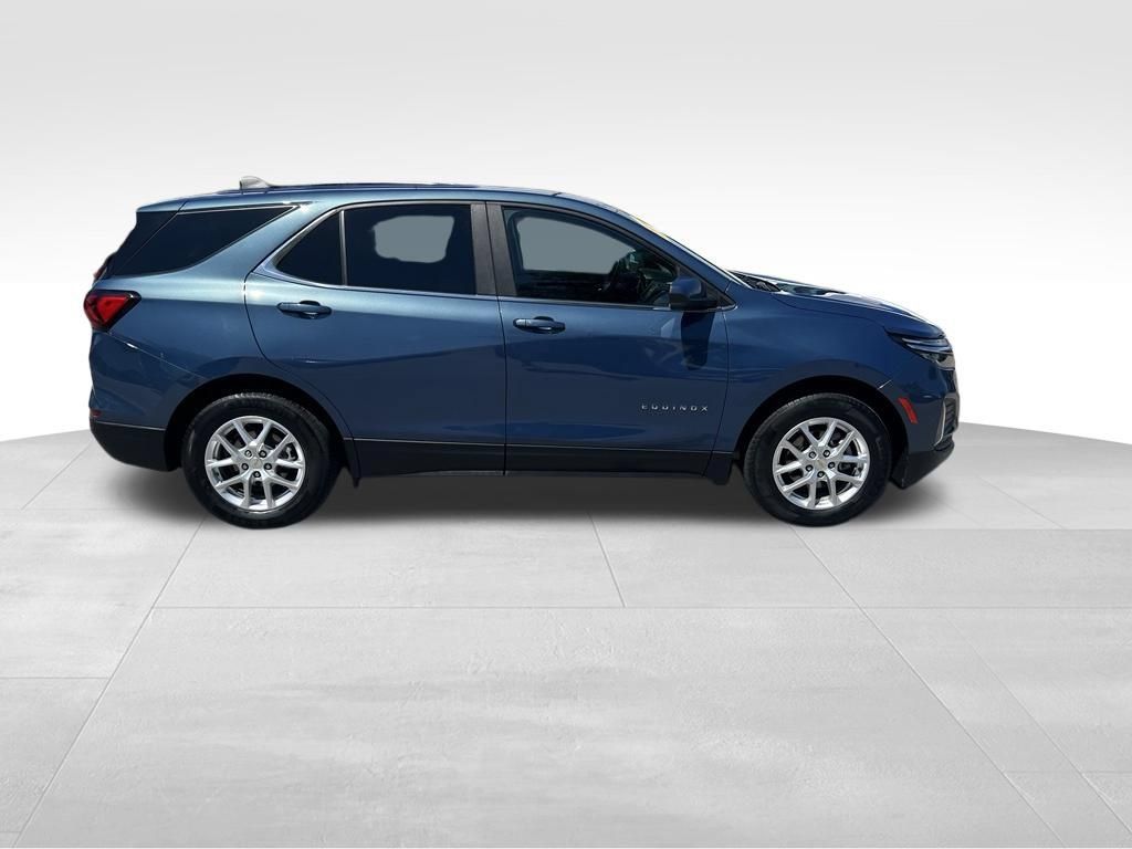 Used 2024 Chevrolet Equinox LT AWD/4WD image 8