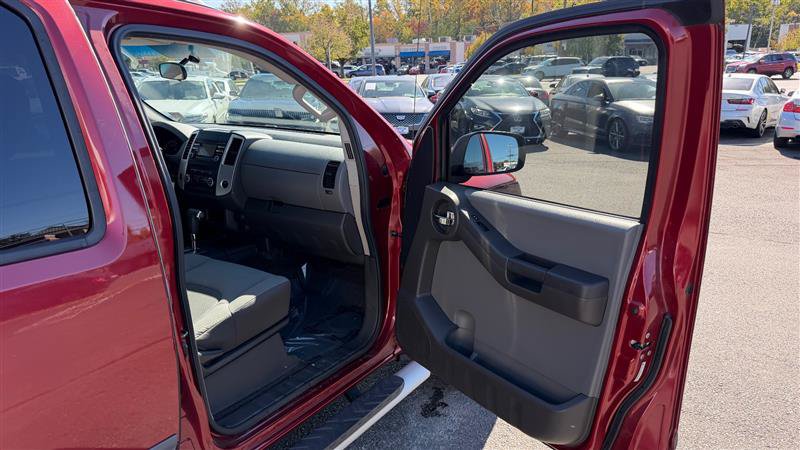 Used 2013 Nissan Xterra S w/ Value Package RWD image 30