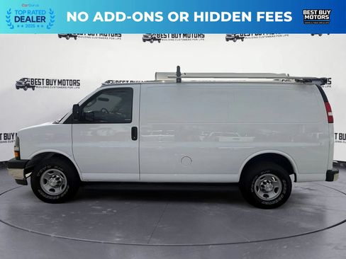 Used 2018 Chevrolet Express 2500 w/ Driver Convenience Package RWD image 5