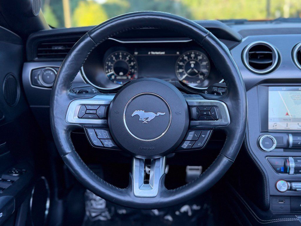 Used 2018 Ford Mustang GT Premium w/ Equipment Group 401A RWD image 41