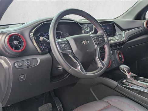 Used 2022 Chevrolet Blazer RS w/ Enhanced Convenience Package FWD image 9