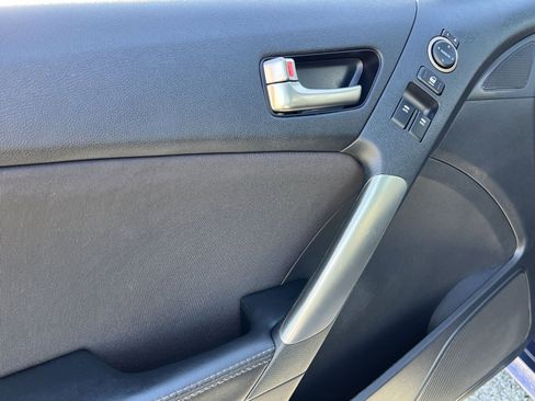 Used 2016 Hyundai Genesis 3.8 image 15