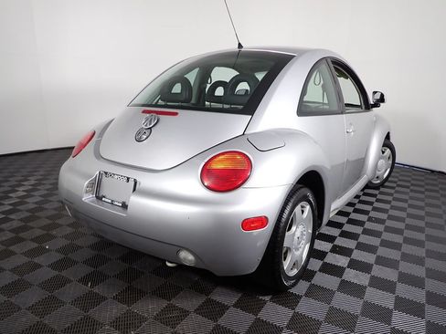 Used 2000 Volkswagen Beetle GLS FWD image 15