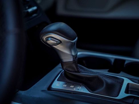 Certified 2024 Kia Carnival LX image 13