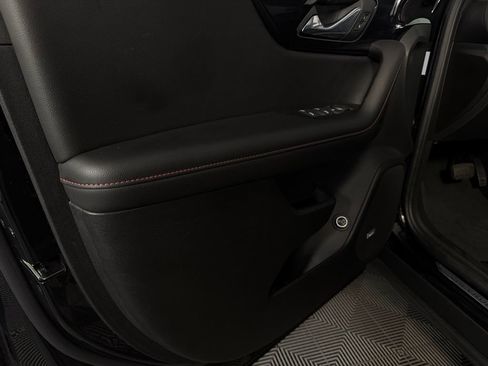 Used 2025 Chevrolet Blazer RS AWD/4WD image 27