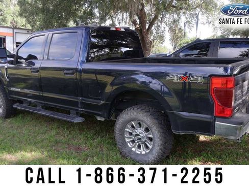 Used 2022 Ford F250 XLT AWD/4WD image 2