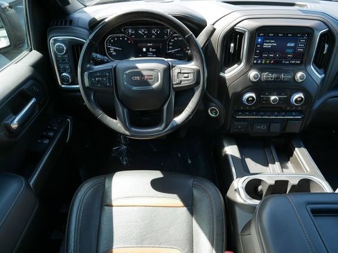 Used 2020 GMC Sierra 1500 AT4 w/ AT4 Premium Package AWD/4WD image 17