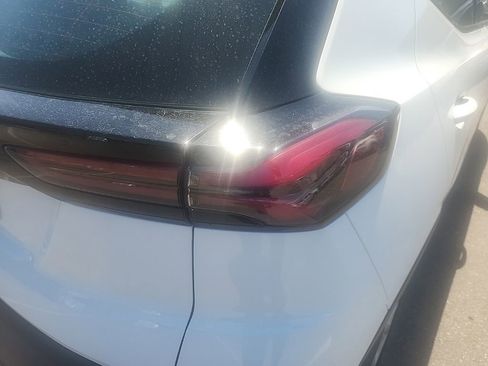 Used 2022 Chevrolet Bolt EUV LT w/ Driver Confidence Package FWD image 13