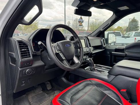 Used 2019 Ford F150 Lariat w/ Equipment Group 502A Luxury AWD/4WD image 11