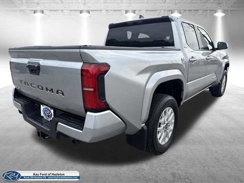 Used 2026 Toyota Tacoma SR5 AWD/4WD image 8