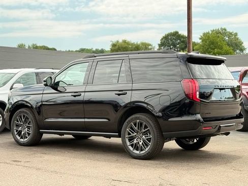 New 2027 Ford Expedition Platinum w/ Stealth Appearance Package AWD/4WD image 48