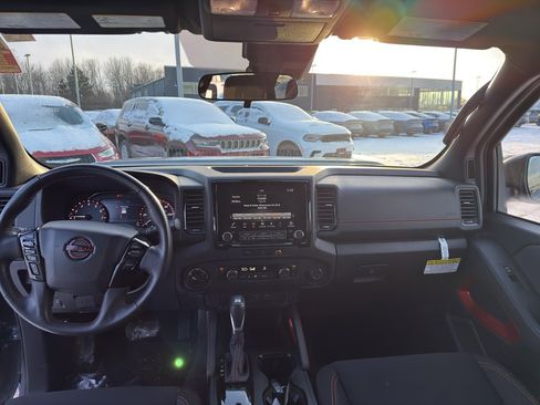 Certified 2024 Nissan Frontier PRO-4X w/ Off-Road Protection Package image 28