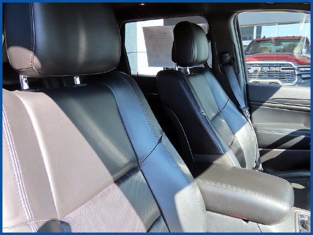 Certified 2019 Jeep Grand Cherokee Limited w/ Luxury Group II AWD/4WD image 9