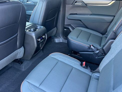 New 2026 GMC Acadia AT4 w/ Luxury Package image 9