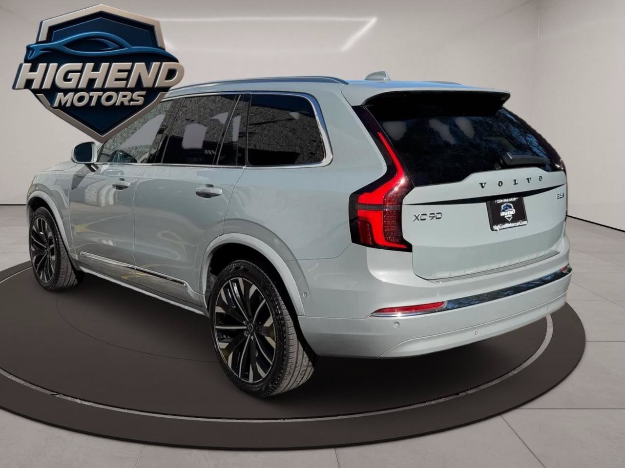Used 2026 Volvo XC90 B6 Plus AWD/4WD image 4
