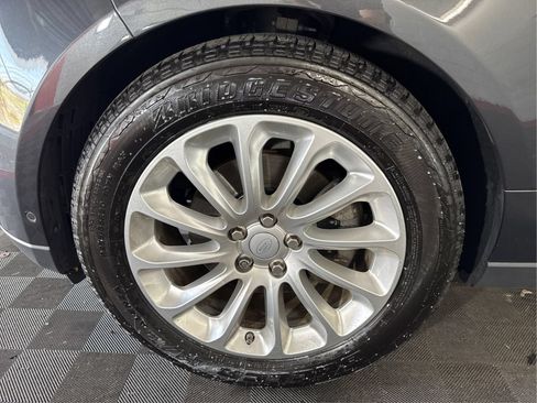 Used 2018 Land Rover Range Rover HSE AWD/4WD image 23