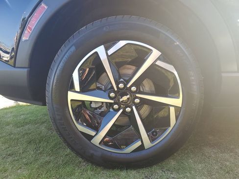 New 2026 Chevrolet Equinox EV LT image 5