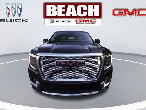 Used 2024 GMC Yukon Denali AWD/4WD image 8
