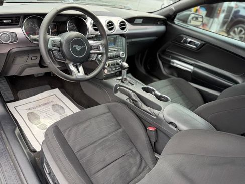 Used 2015 Ford Mustang Coupe image 16