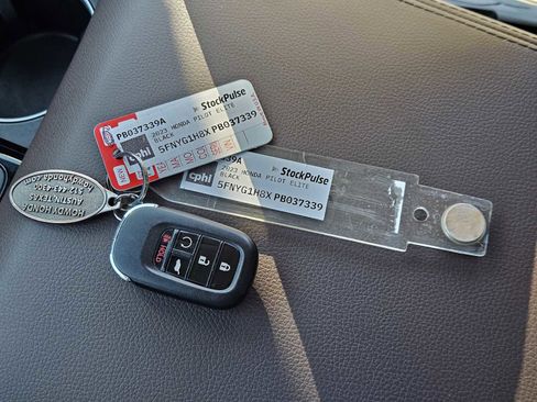 Certified 2023 Honda Pilot Elite image 34