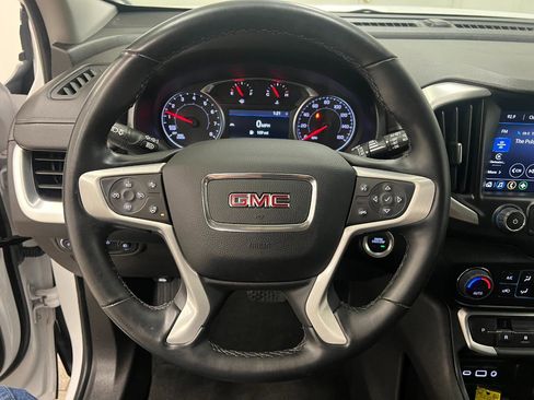 Used 2024 GMC Terrain SLT AWD/4WD image 35