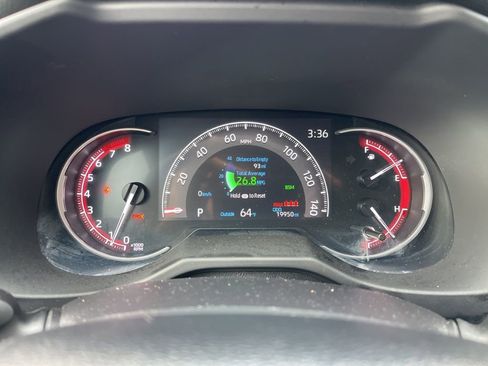 Certified 2025 Toyota RAV4 XLE image 9