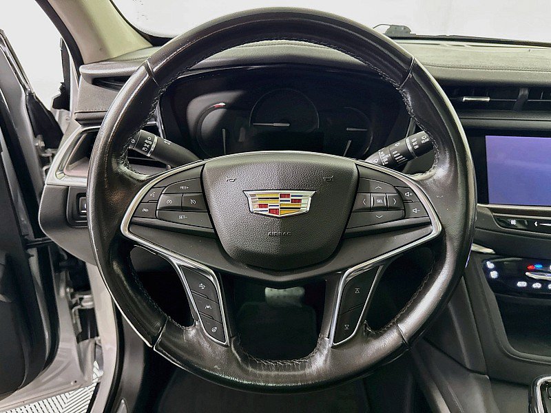 Used 2019 Cadillac XT5 Premium Luxury AWD/4WD image 12