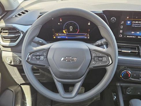 New 2026 Chevrolet TrailBlazer LT w/ Midnight Edition FWD image 12