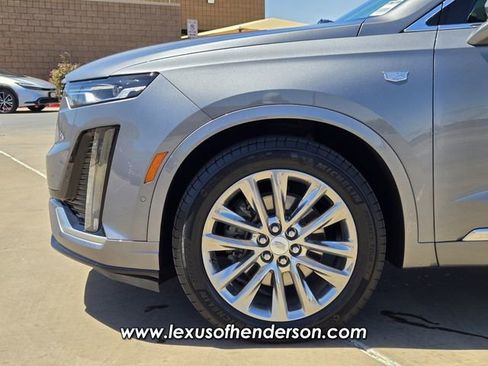 Used 2021 Cadillac XT6 Premium Luxury FWD image 9