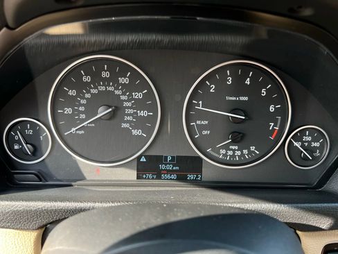 Used 2013 BMW 320i xDrive 320i xDrive Sedan 4D image 12