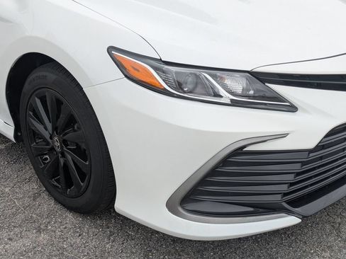Used 2024 Toyota Camry LE FWD image 9
