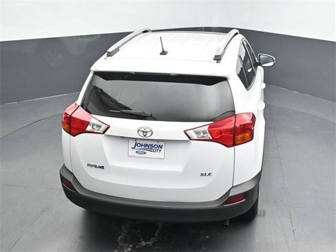Used 2015 Toyota RAV4 XLE image 30