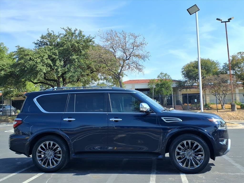 Used 2024 Nissan Armada Platinum w/ Captain's Chairs Package RWD image 4