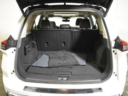 Certified 2026 Nissan Rogue Platinum w/ Platinum Premium Package AWD/4WD image 34
