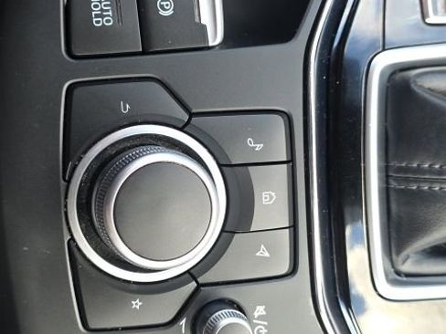 Used 2025 MAZDA CX-5 AWD 2.5 S w/ Preferred Package image 23