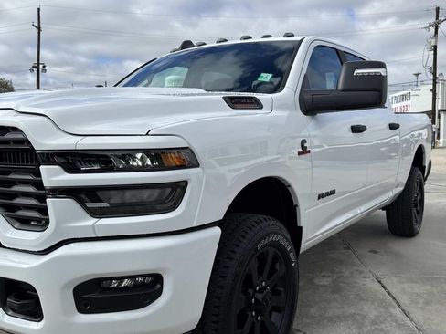 New 2026 RAM 2500 Big Horn AWD/4WD image 7