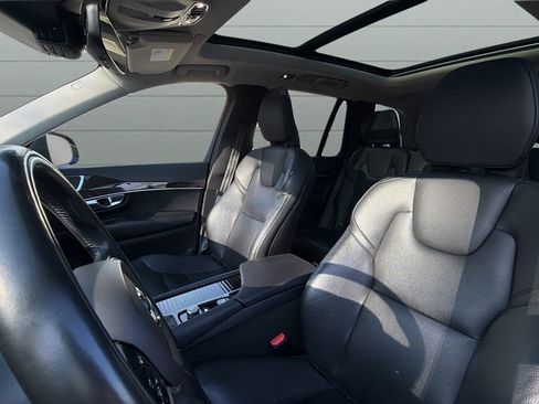 Used 2019 Volvo XC90 T6 Momentum w/ Advanced Package AWD/4WD image 23
