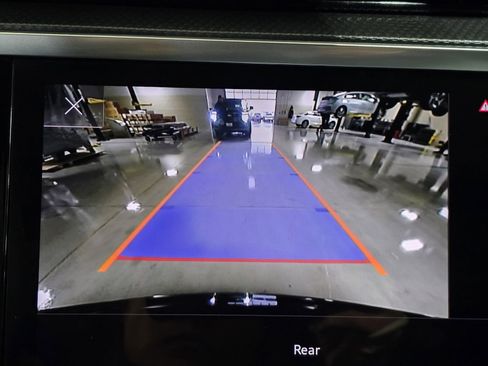 Used 2024 Audi Q3 2.0T Premium image 26