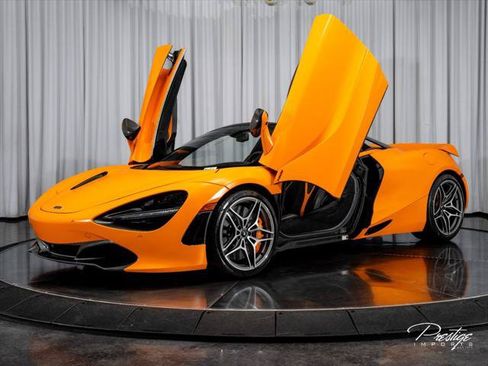 Used 2020 McLaren 720S Performance RWD image 14