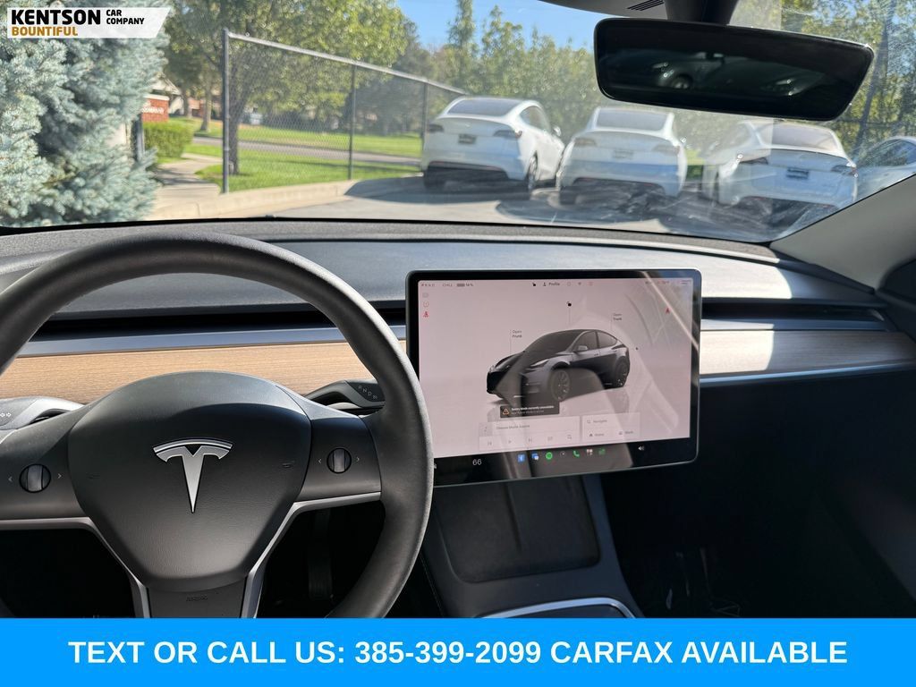 Used 2022 Tesla Model Y Long Range AWD/4WD image 17