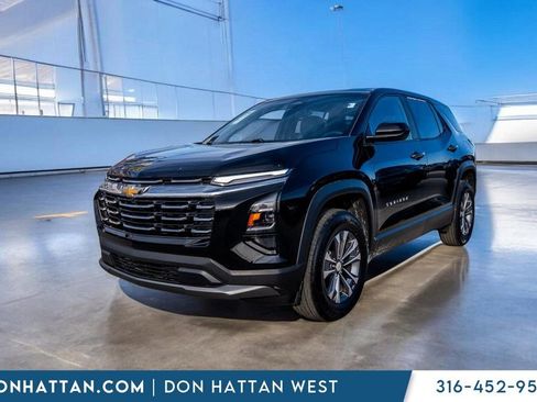 Used 2025 Chevrolet Equinox LT image 23