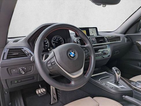 Used 2019 BMW 230i Convertible w/ Premium Package RWD image 9